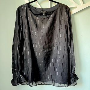 NWT | Banana Republic Factory | Shimmer Blouse | Flutter Cuff